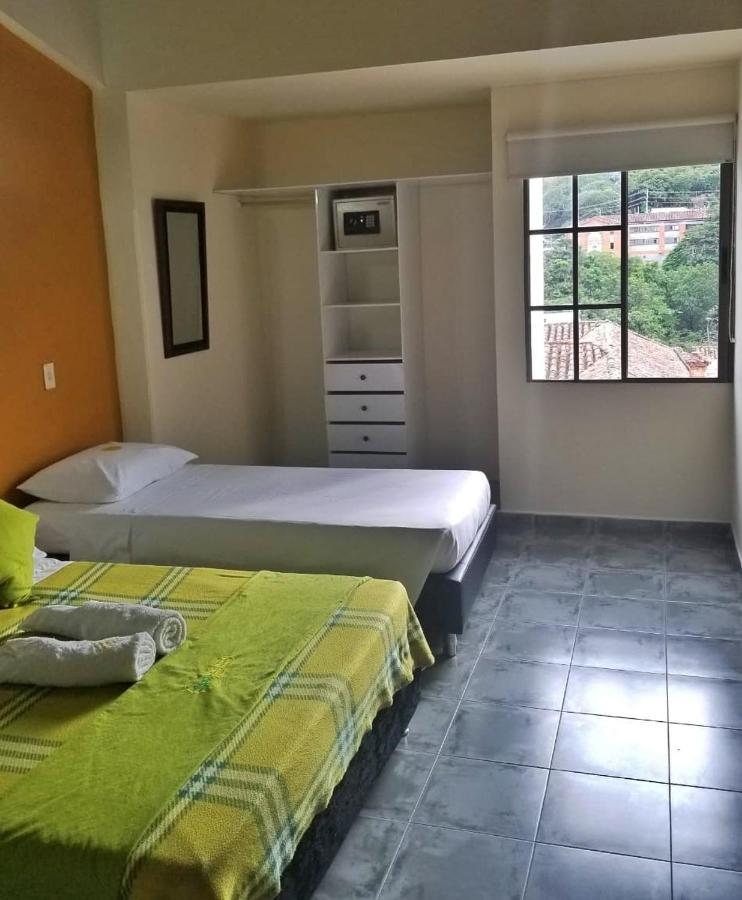 Sam'S VIP Hostel San Gil Bagian luar foto