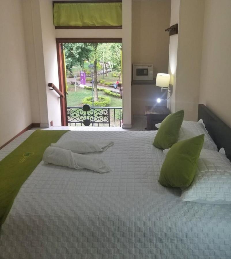 Sam'S VIP Hostel San Gil Bagian luar foto