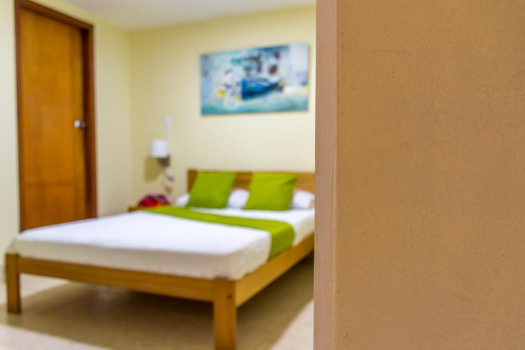 Sam'S VIP Hostel San Gil Bagian luar foto