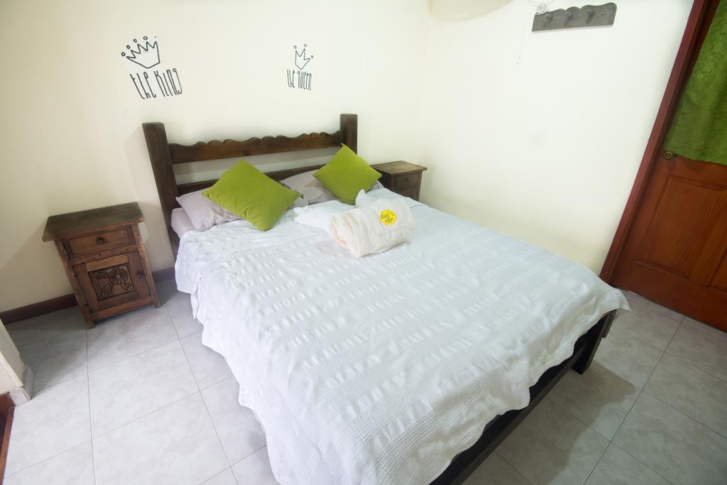 Sam'S VIP Hostel San Gil Bagian luar foto