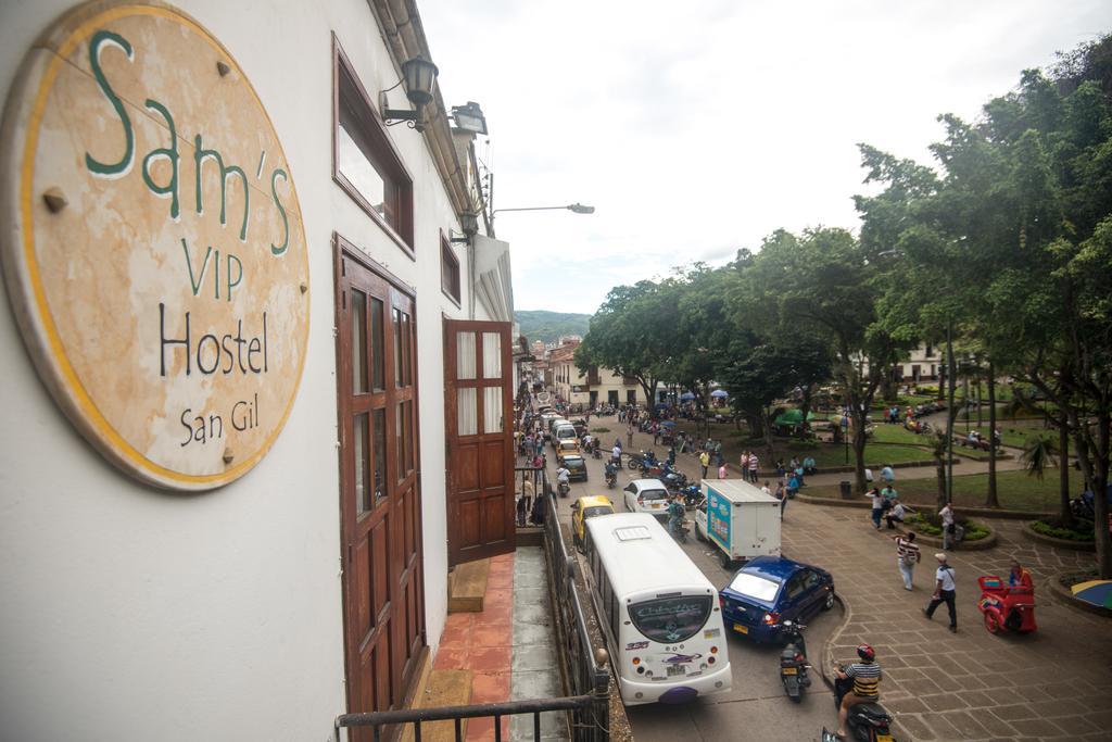Sam'S VIP Hostel San Gil Bagian luar foto