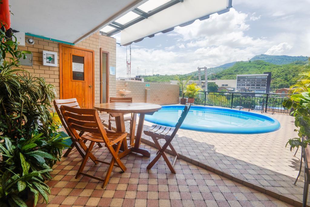 Sam'S VIP Hostel San Gil Bagian luar foto